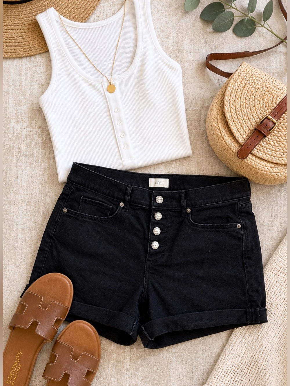 LOFT Outlet Washed Black Button Fly Denim Shorts Size 4 - Picture 3 of 11